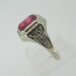 Vintage 10k White Gold Red Stone Ring Size 7 1/2 - Image 3