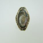 Vintage 10k Yellow Gold Abalone Fashion Ring with Filigree Accents Size 3 - Image 3