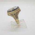 10k Yellow Gold Mens Black Onyx Soldier Profile Signet Ring Size 8 1/4 - Image 3