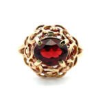 Vintage 14K Yellow Gold Oval Cut Garnet Swirl Design Fashion Ring Size 6