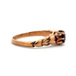 Victorian Vintage 10K Yellow Gold Stacked Heart Design Round Czech Garnet Ornate Ring Size 5.25 - Image 2