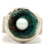 Katrine Barneti 2004 Signed Vintage Sterling Silver Hammered Modernist and Pearl Ring Size 6.5
