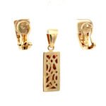 John Bagley 14K Yellow Gold Mother of Pearl Onyx Garnet Inlay Pendant Earrings Set - Image 3